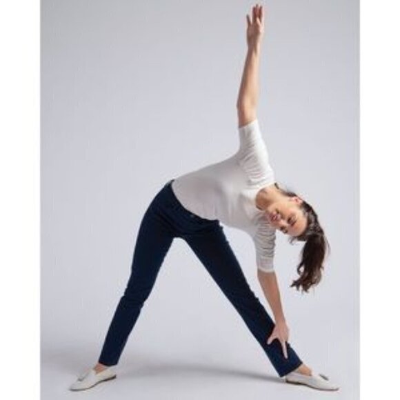 Betabrand Straight-Leg | 4-Pocket Pull On Yoga Denim Pant Medium, Short Petite - Picture 13 of 13